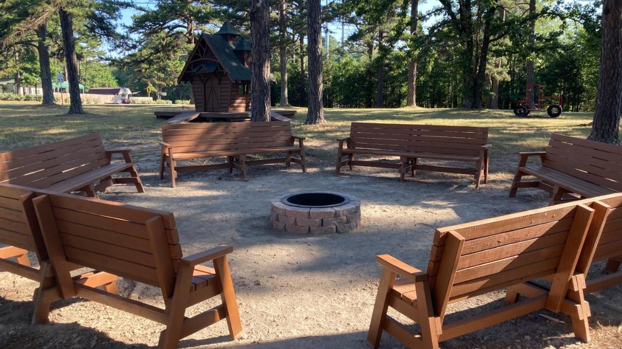 Country Mountain Inn Eureka Springs Ngoại thất bức ảnh