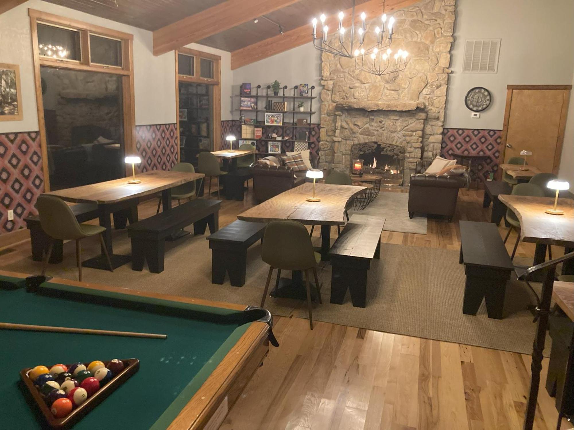 Country Mountain Inn Eureka Springs Ngoại thất bức ảnh