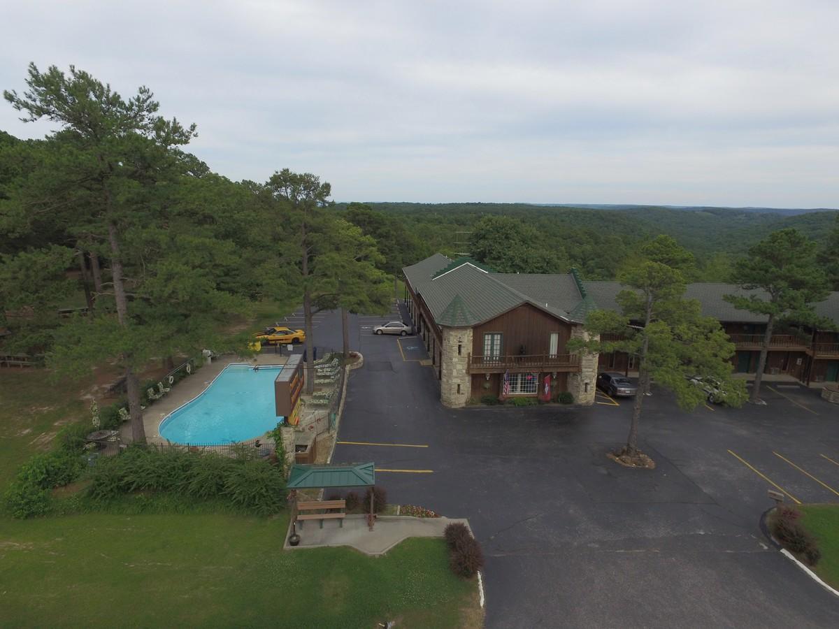 Country Mountain Inn Eureka Springs Ngoại thất bức ảnh