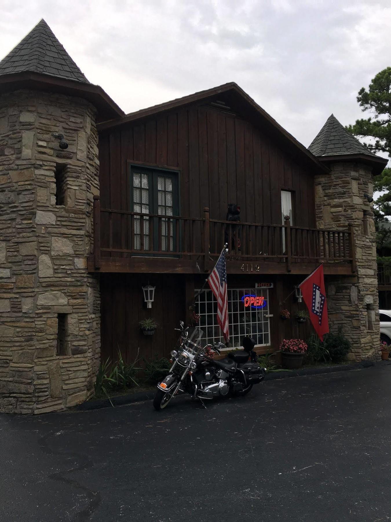 Country Mountain Inn Eureka Springs Ngoại thất bức ảnh