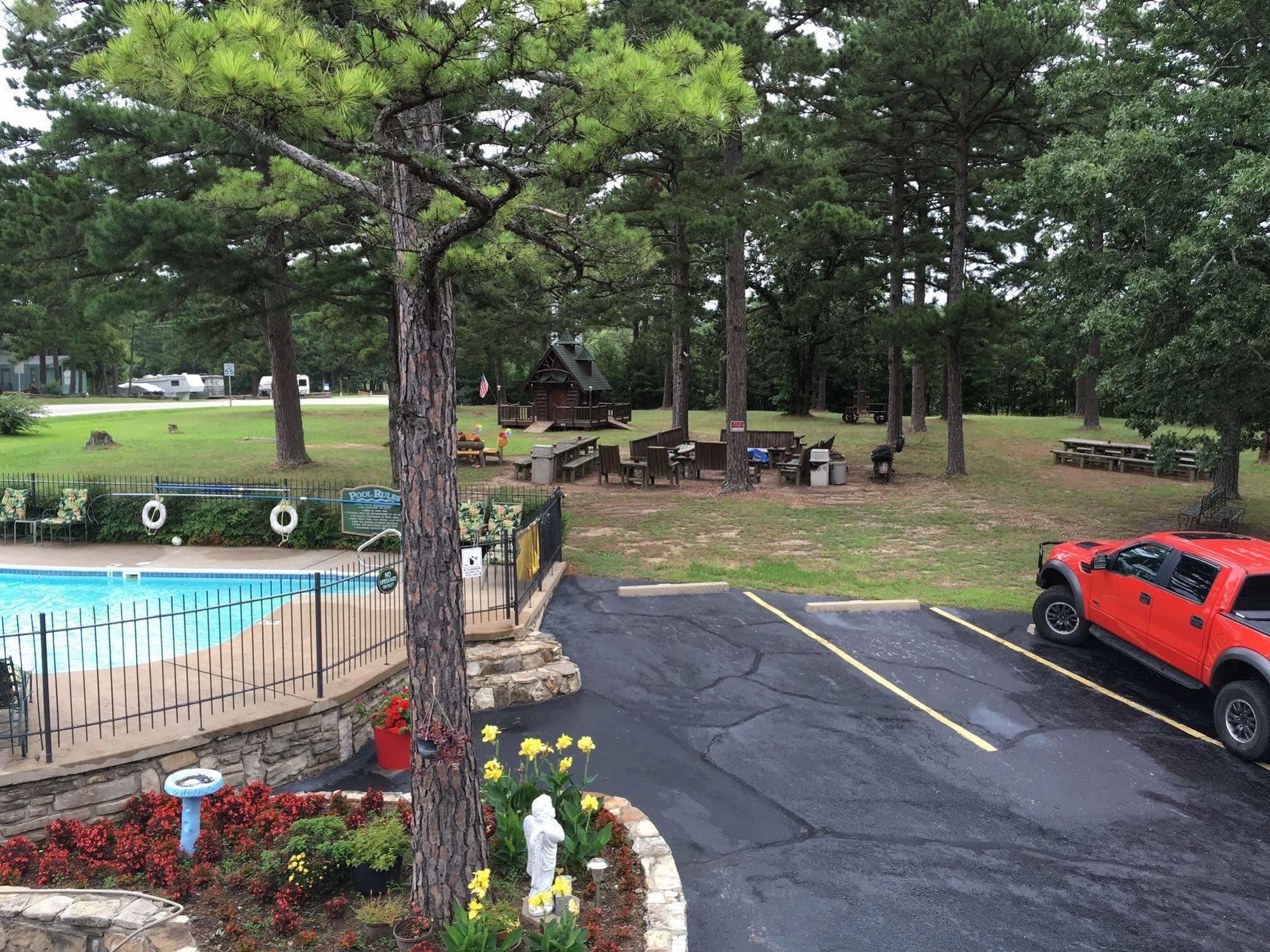 Country Mountain Inn Eureka Springs Ngoại thất bức ảnh