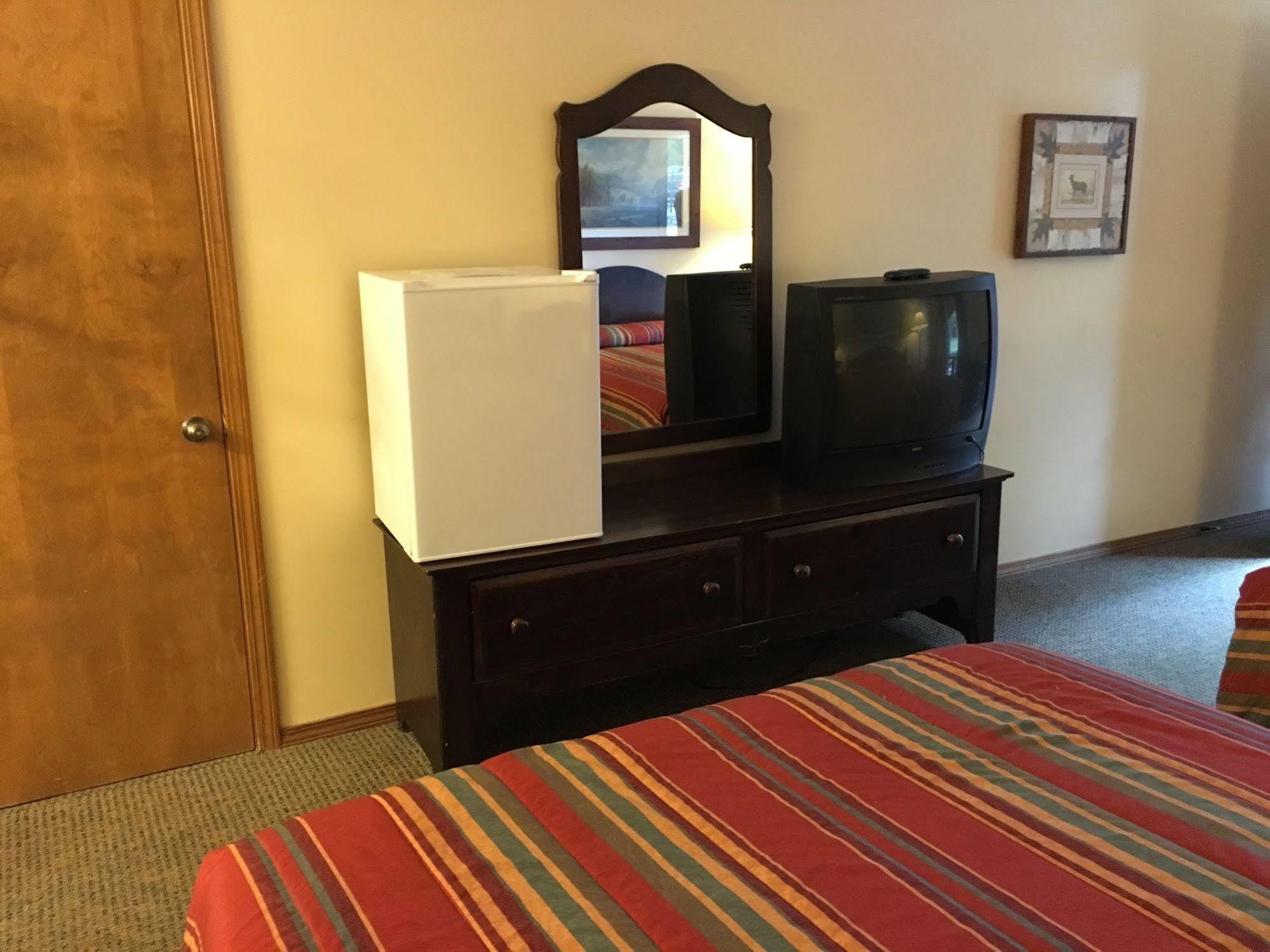 Country Mountain Inn Eureka Springs Ngoại thất bức ảnh